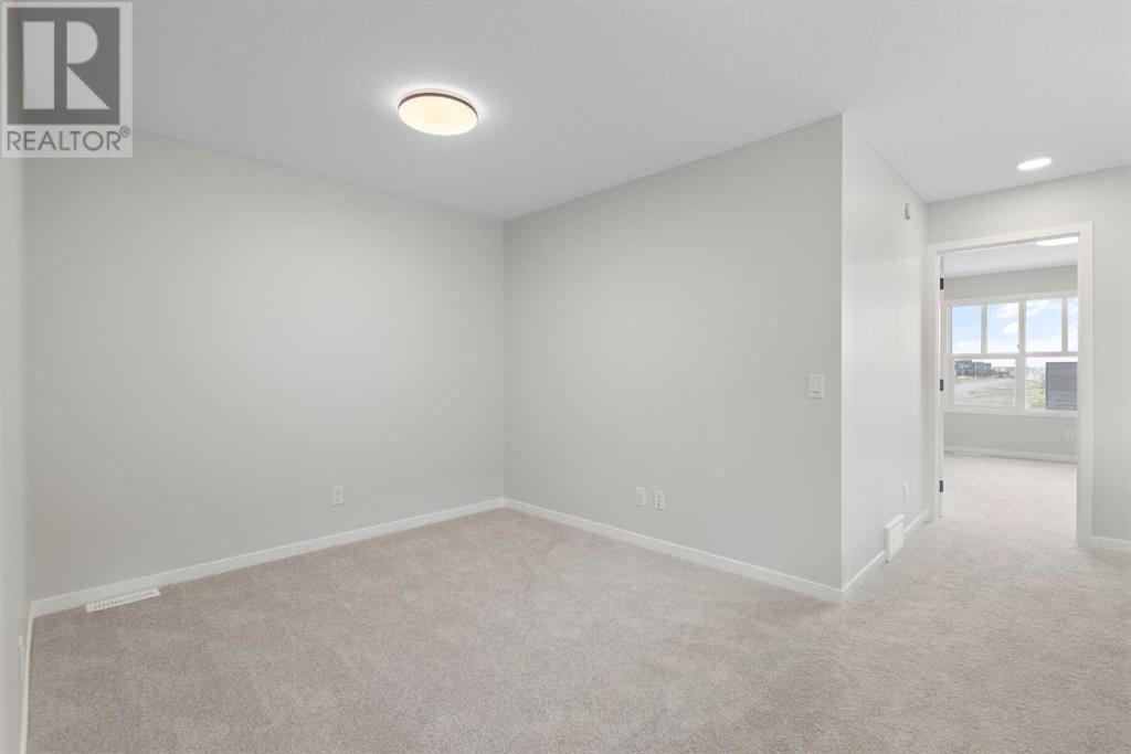 949 Creekview Drive SW, Calgary, Alberta