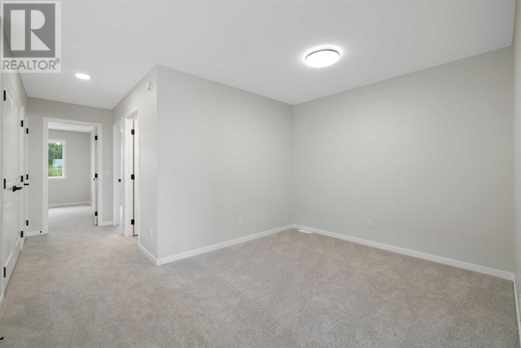 Single Family House for Sale in  Creekview Drive SW Pine Creek Calgary 