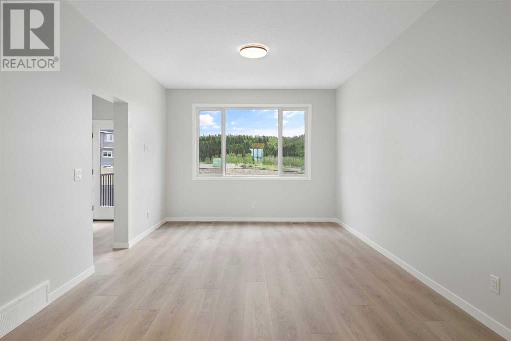 Single Family House for Sale in  Creekview Drive SW Pine Creek Calgary 