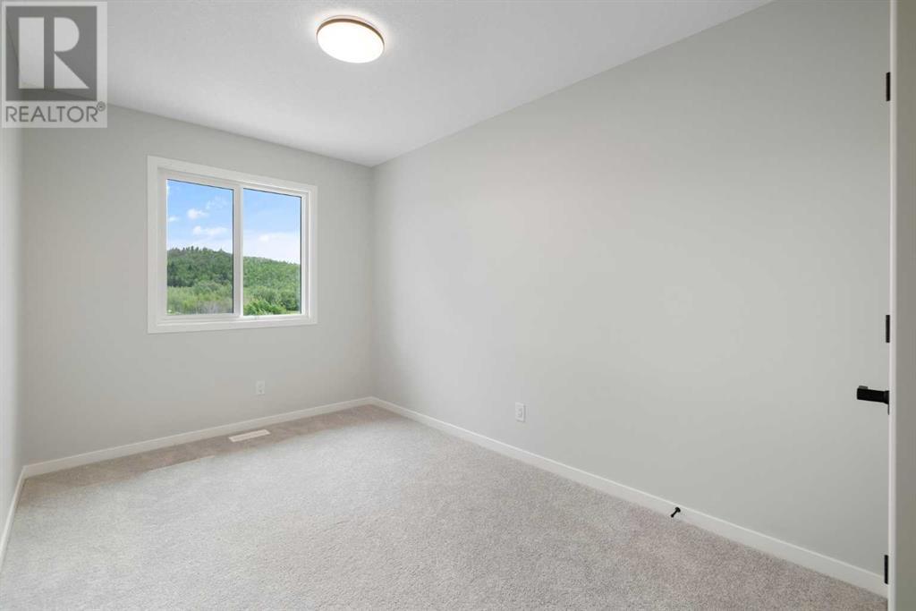 Single Family House for Sale in  Creekview Drive SW Pine Creek Calgary 