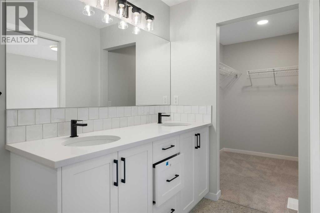 Single Family House for Sale in  Creekview Drive SW Pine Creek Calgary 