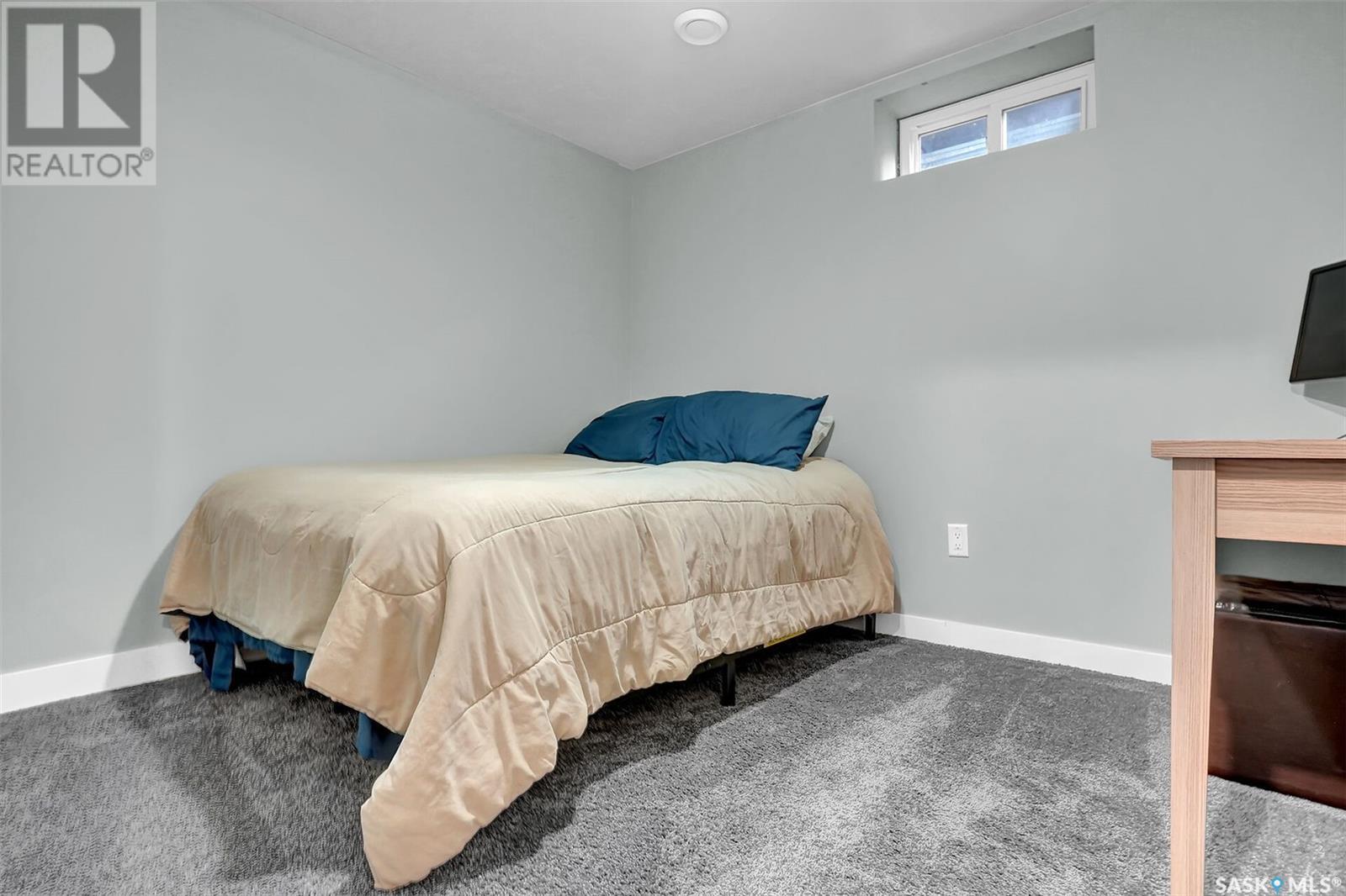 Single Family House Bungalow for Sale in  Habkirk DRIVE Regina 