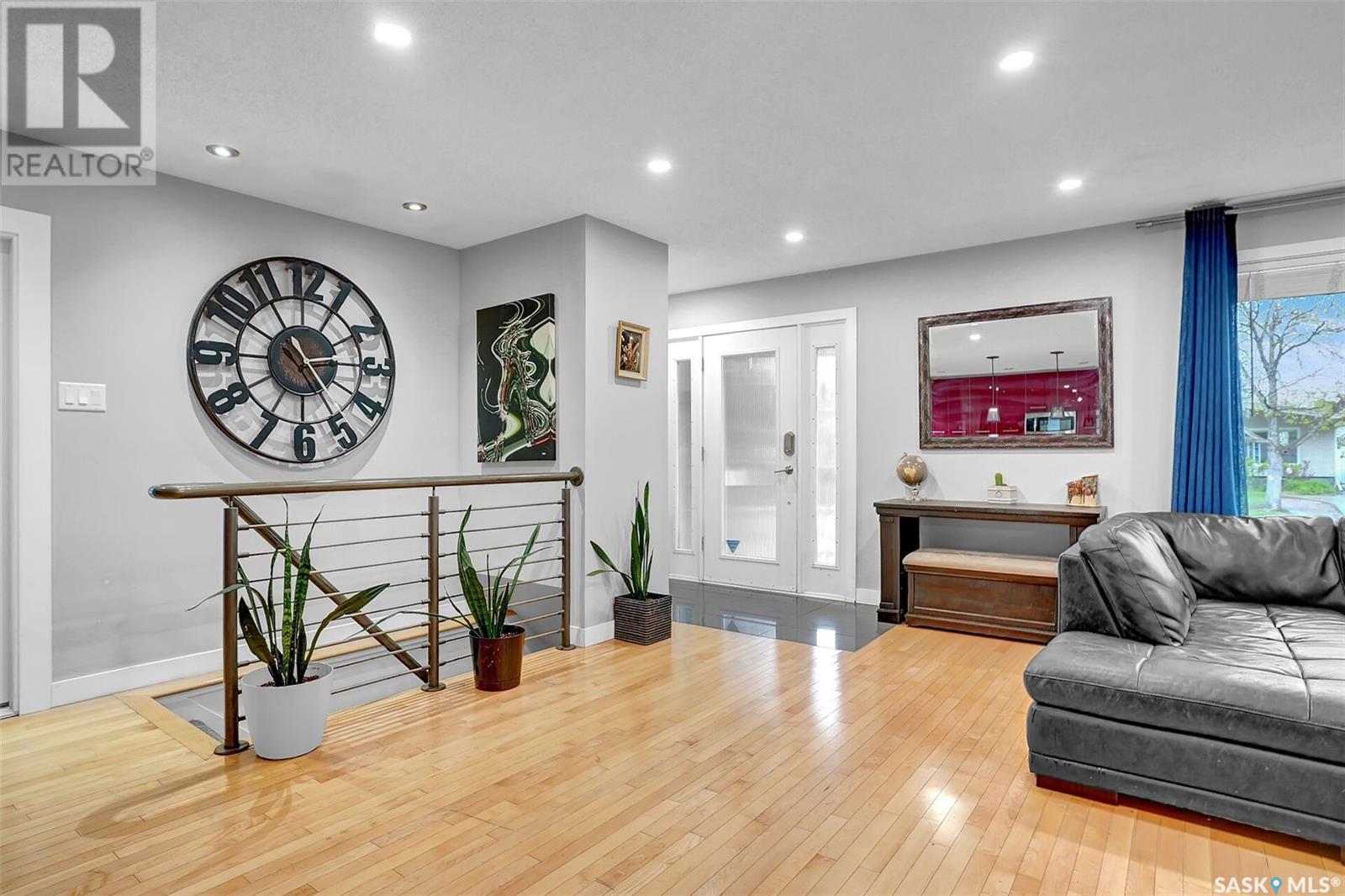 Single Family House Bungalow for Sale in  Habkirk DRIVE Regina 