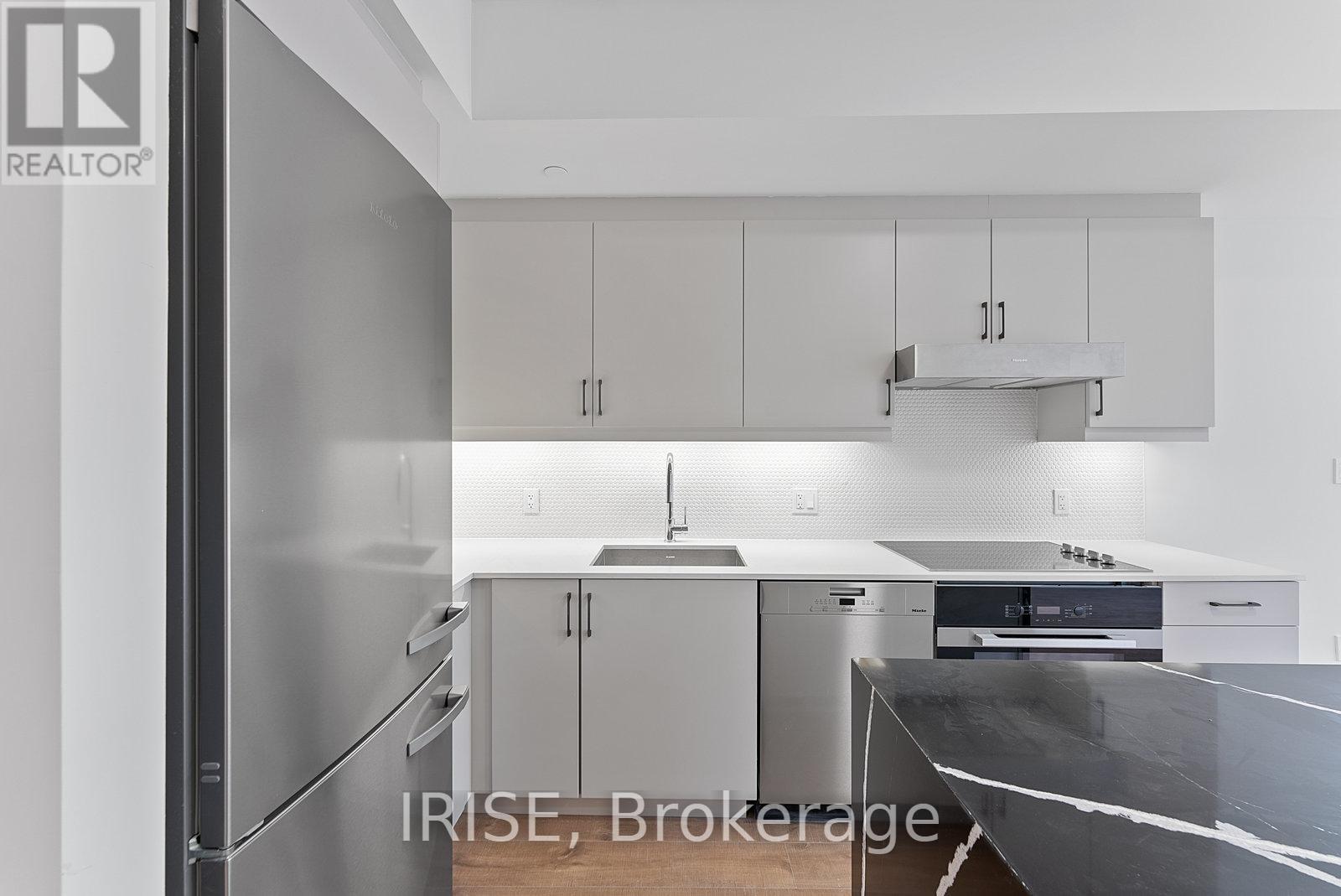 Photo 10 of 310 485 Logan Avenue S, Toronto ON