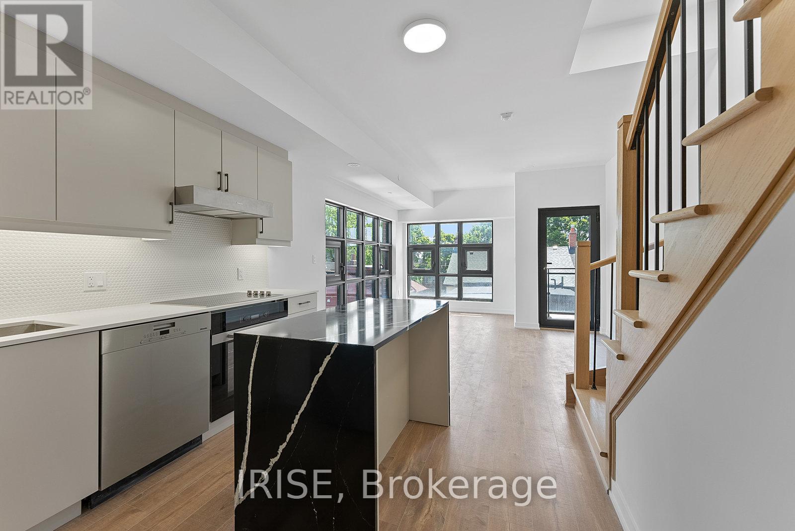 Photo 7 of 310 485 Logan Avenue S, Toronto ON