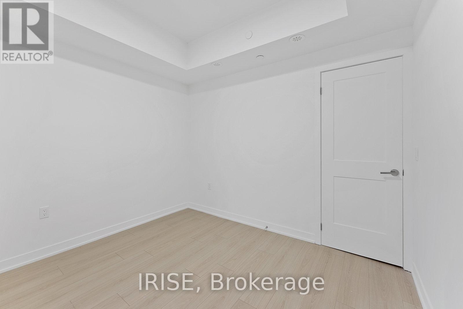 Photo 4 of 202 485 Logan Avenue, Toronto ON