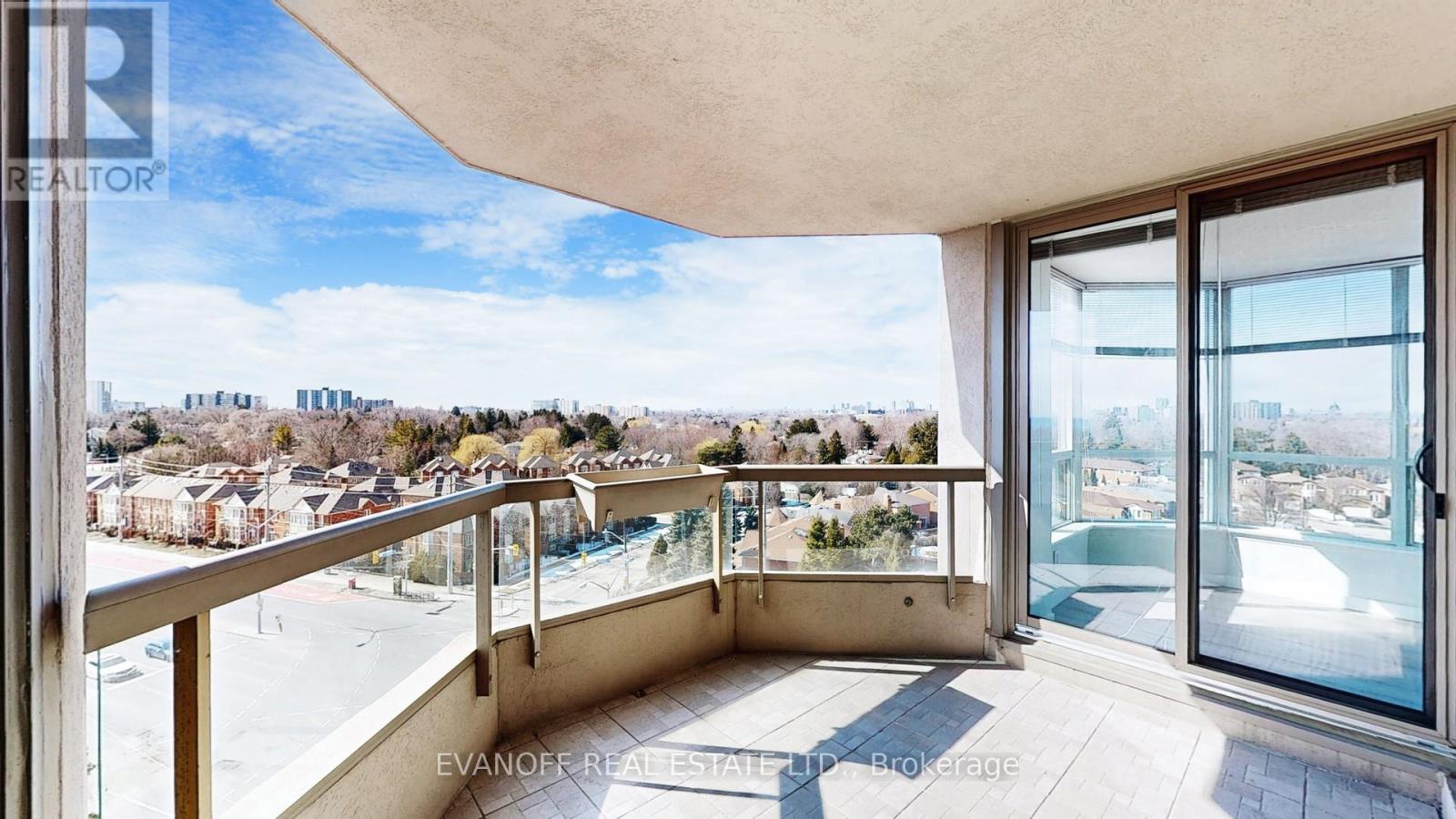 Photo 38 of 1030 10 Guildwood Parkway, Toronto ON