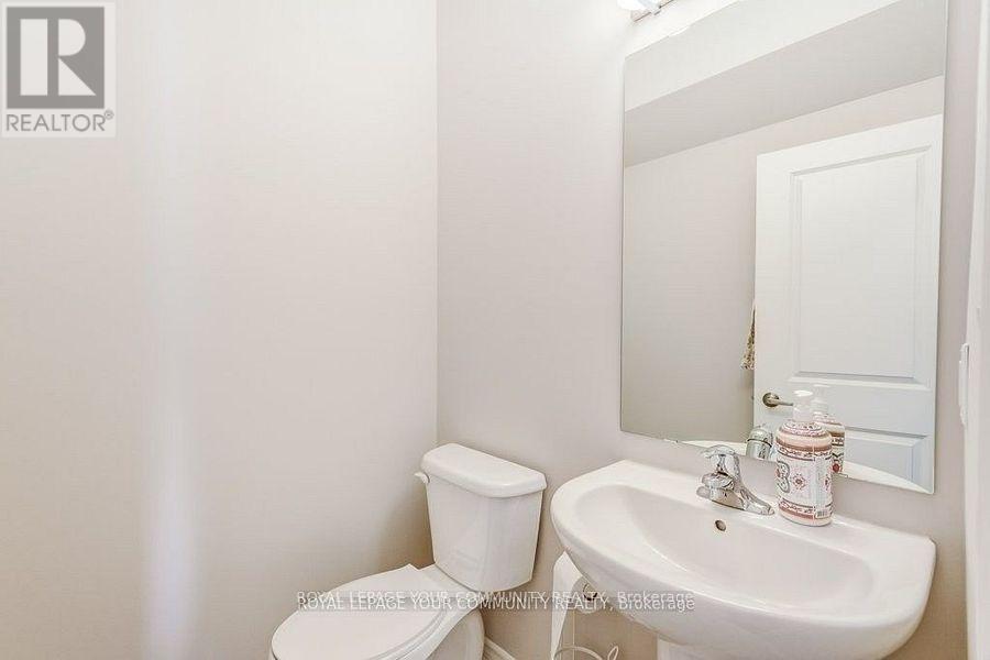 Photo 15 of 201 Breton Street, Clearview ON