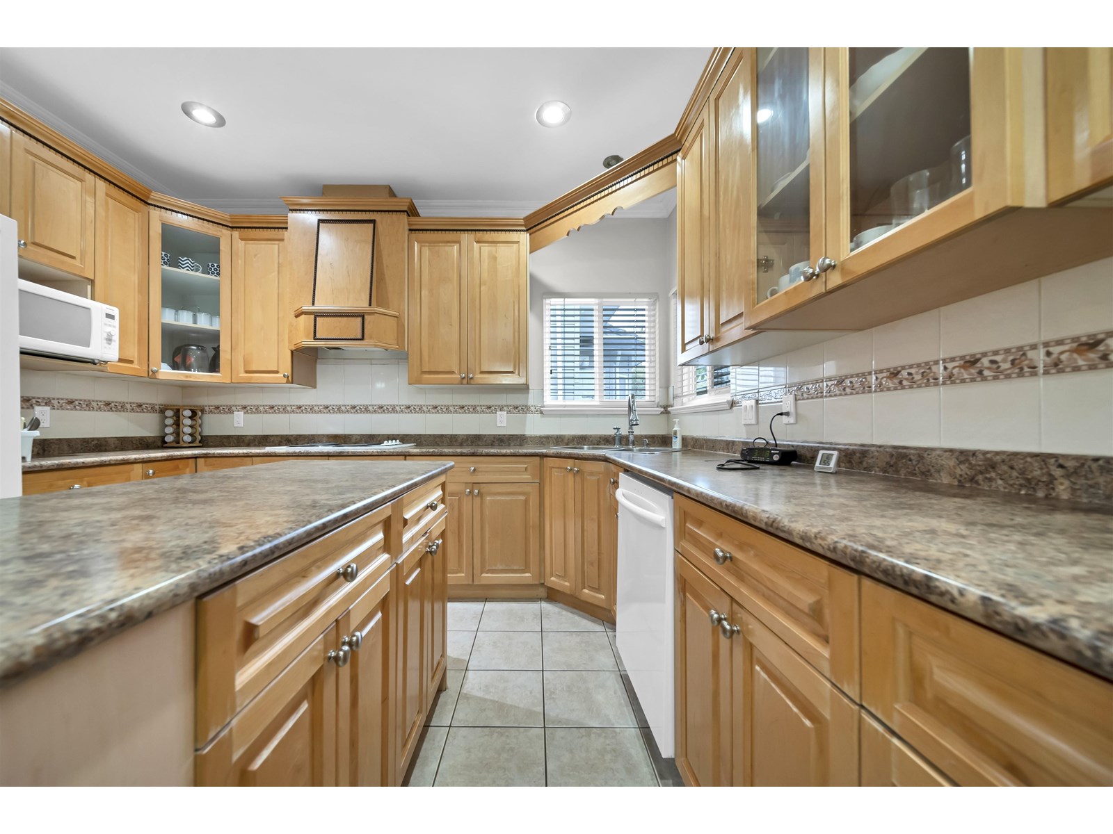 Photo 14 of 8358 144 Street, Surrey BC