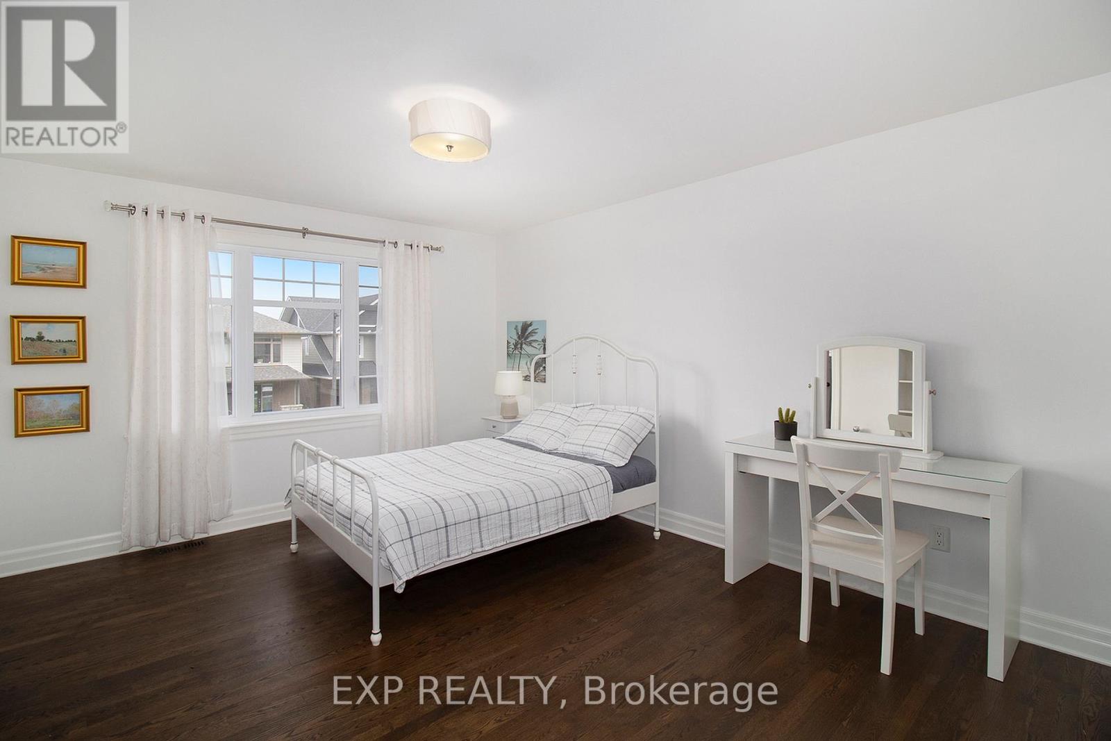 https://ddfcdn.realtor.ca/listing/TS638858444830230000/reb76/highres/4/x12229284_24.jpg
