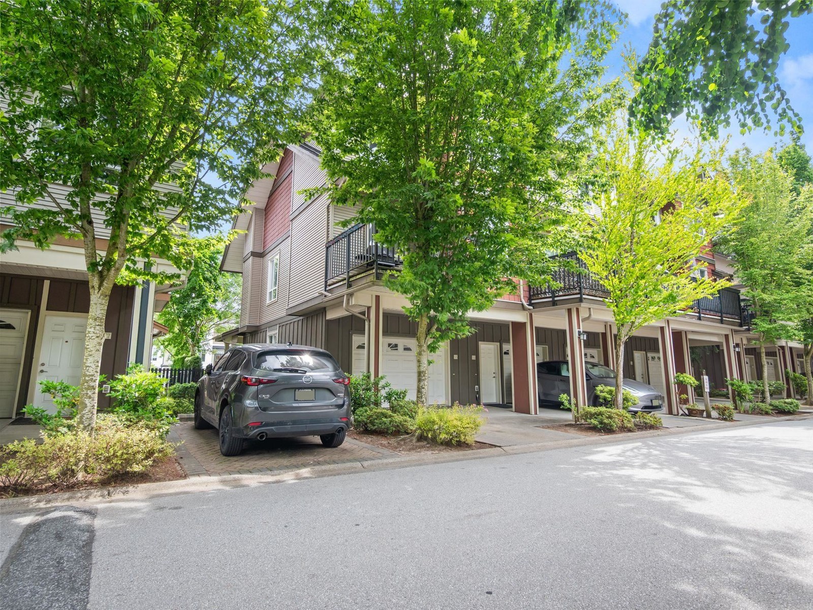 Photo 24 of 56 7088 191 Street, Surrey BC