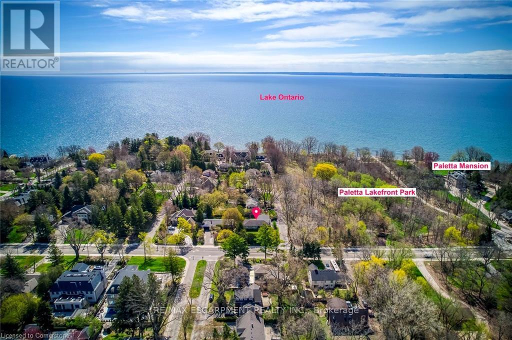 Photo 3 of 4306 Lakeshore Road, Burlington ON