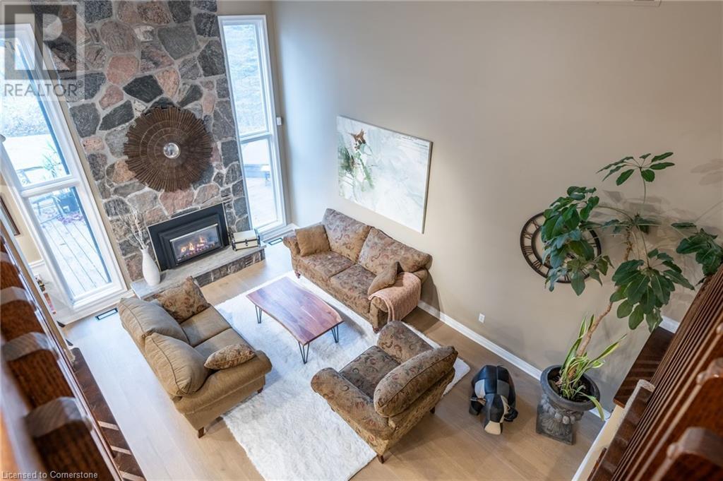 Photo 17 of 1351 Hazelton Boulevard, Burlington ON