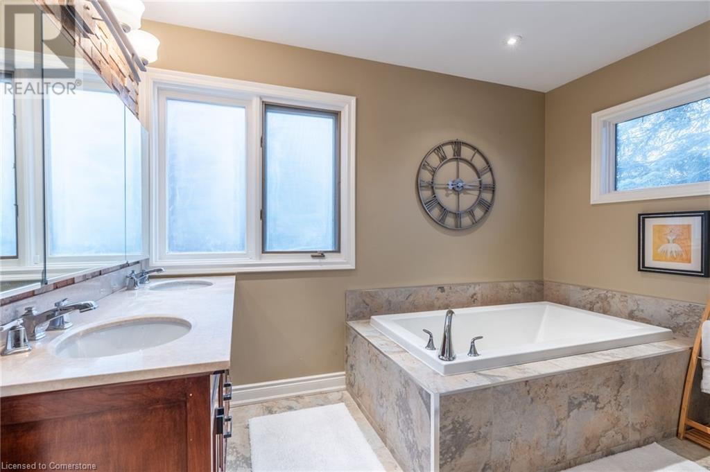 Photo 20 of 1351 Hazelton Boulevard, Burlington ON
