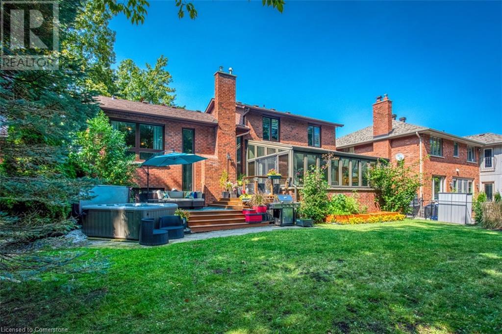 Photo 39 of 1351 Hazelton Boulevard, Burlington ON