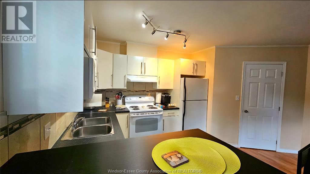 Photo 10 of 1805 Northway Unit 4, Windsor ON