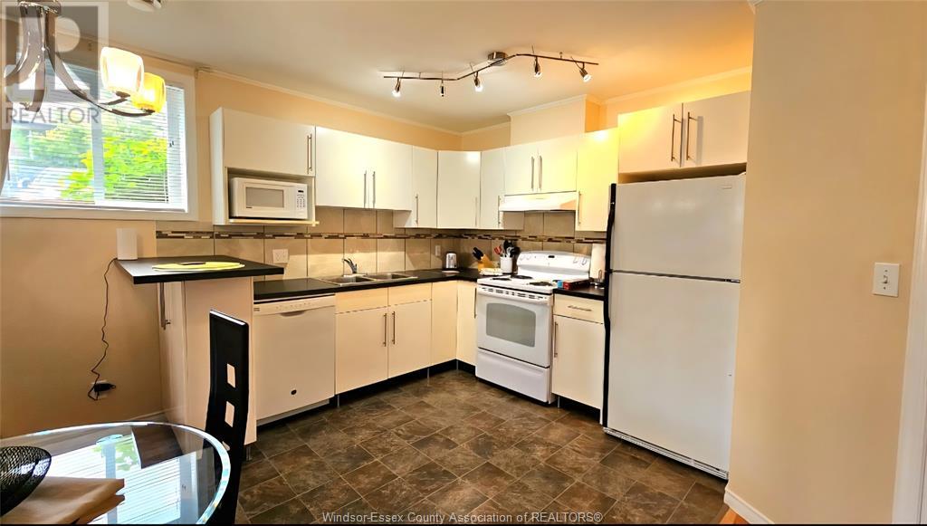 Photo 12 of 1805 Northway Unit 4, Windsor ON