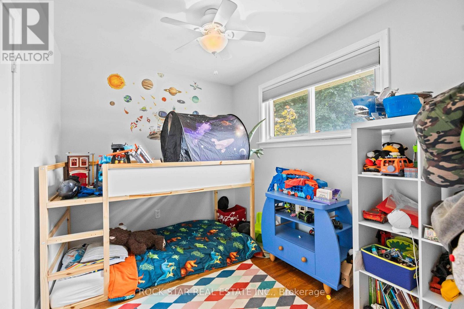 Photo 11 of 768 Tenth Avenue, Hamilton ON