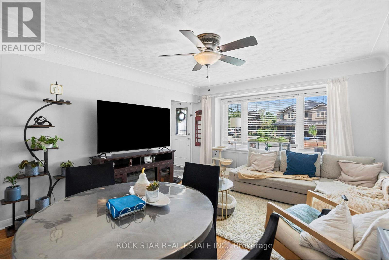 Photo 18 of 768 Tenth Avenue, Hamilton ON