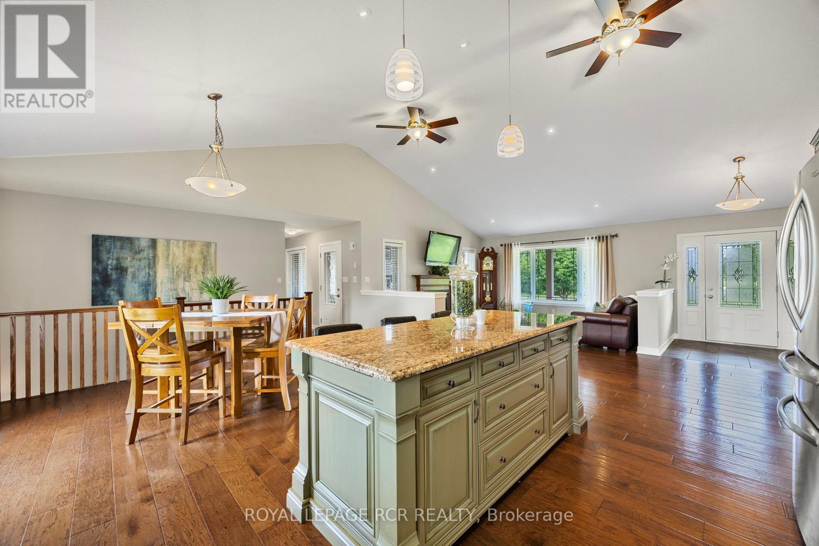 Photo 33 of 245327 5th Side Road, Amaranth ON