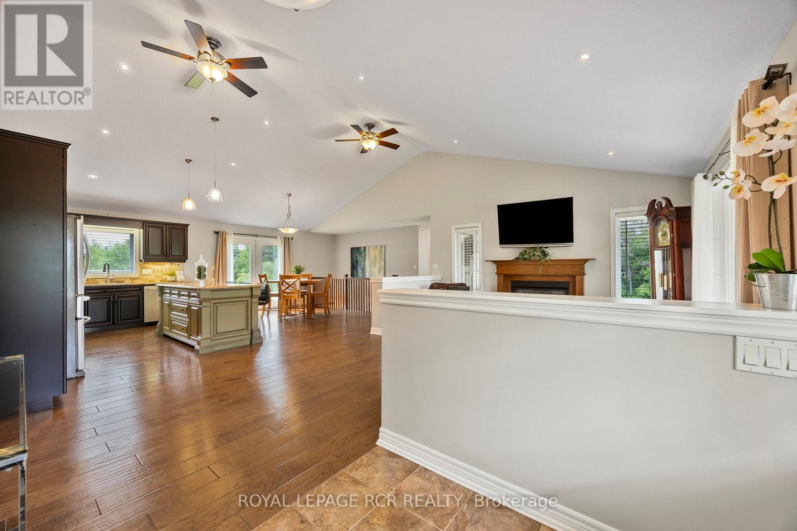 Photo 5 of 245327 5th Side Road, Amaranth ON