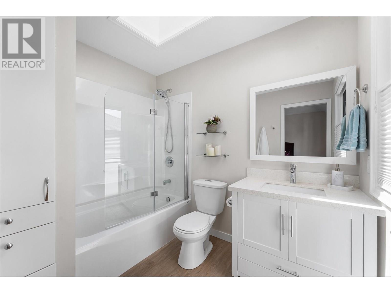 420 West Avenue, Kelowna