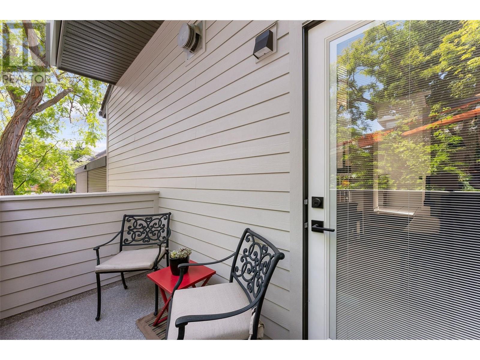  420 West Avenue, Kelowna