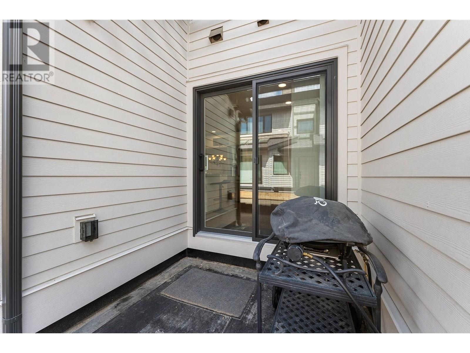  420 West Avenue, Kelowna