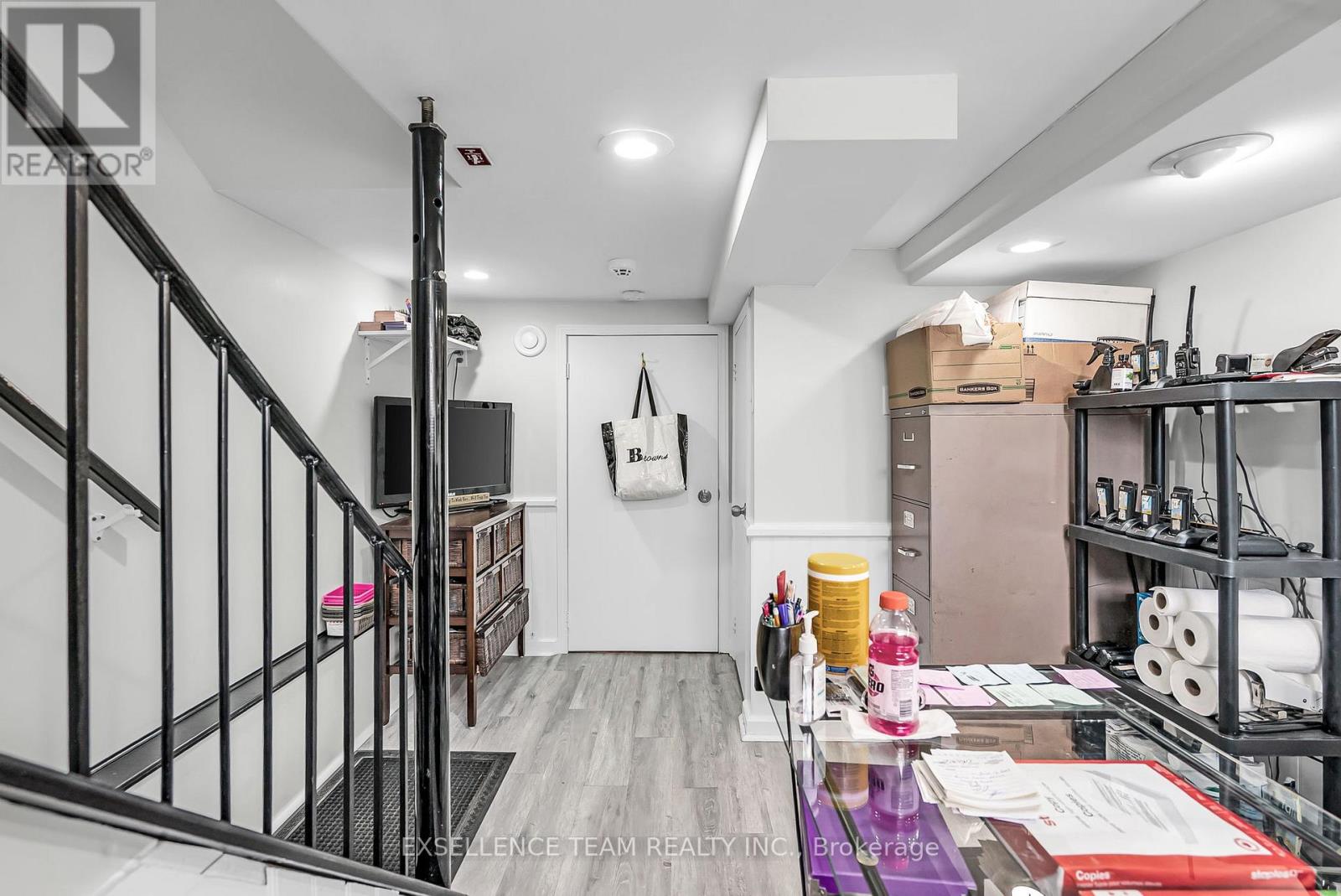 Photo 28 of 303 Fifth Street E, Cornwall ON