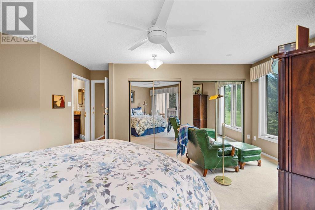 Single Family House 4 Level for Sale in  Point Mckay Road NW Point McKay Calgary 