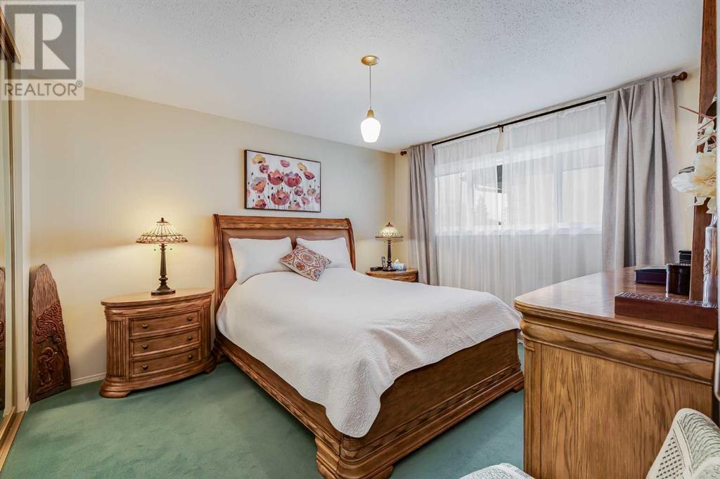 Single Family House Bungalow for Sale in  Manora Rise NE Marlborough Park Calgary 