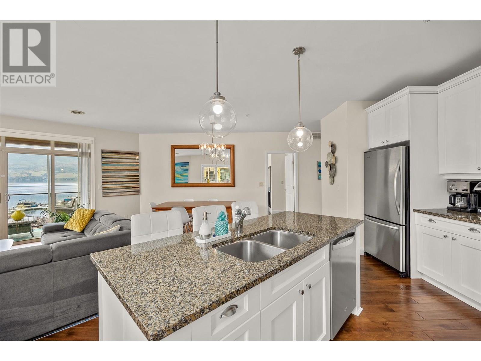 #4305 4038 PRITCHARD DRIVE - Image 12