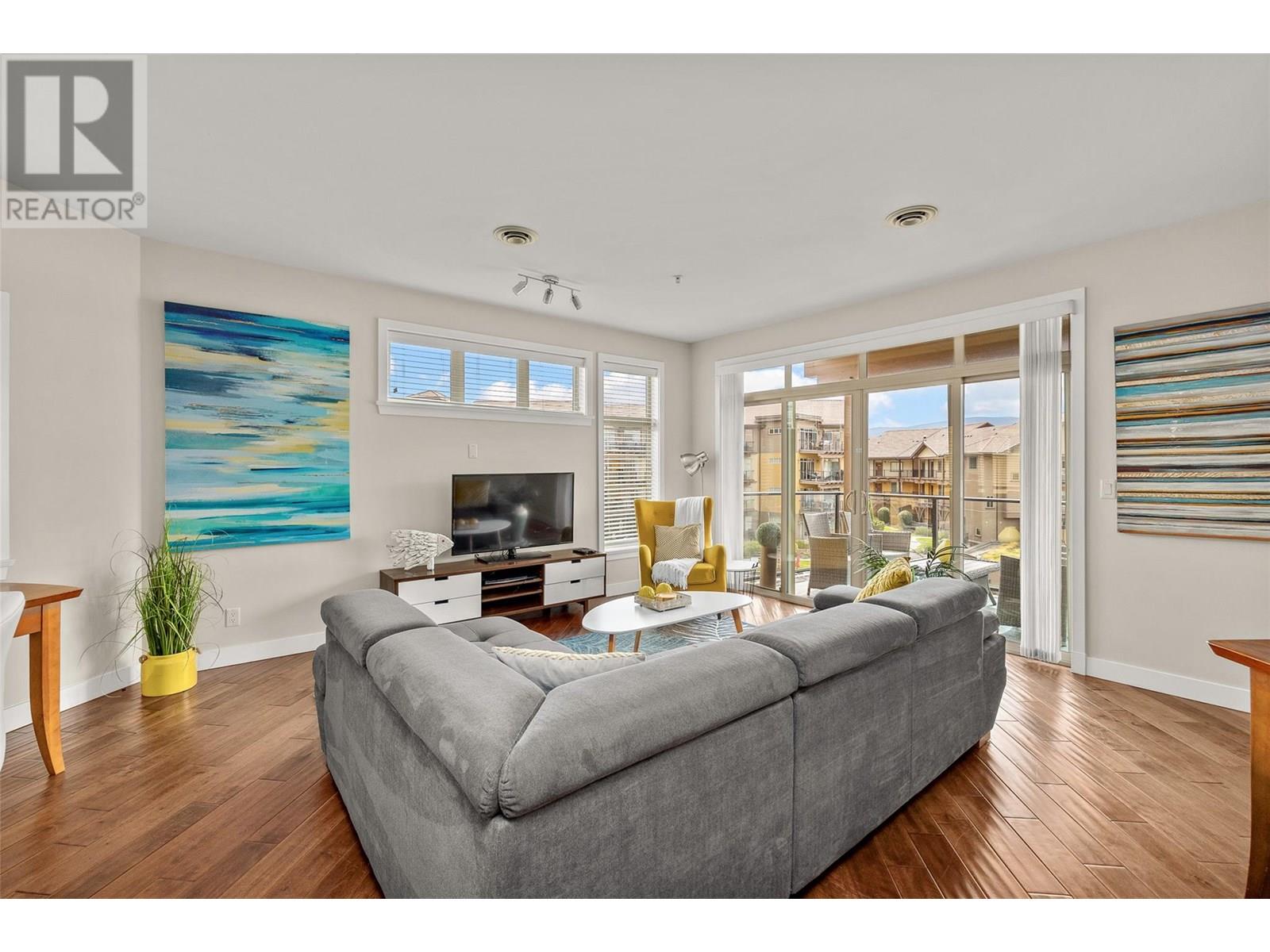 #4305 4038 PRITCHARD DRIVE - Image 14
