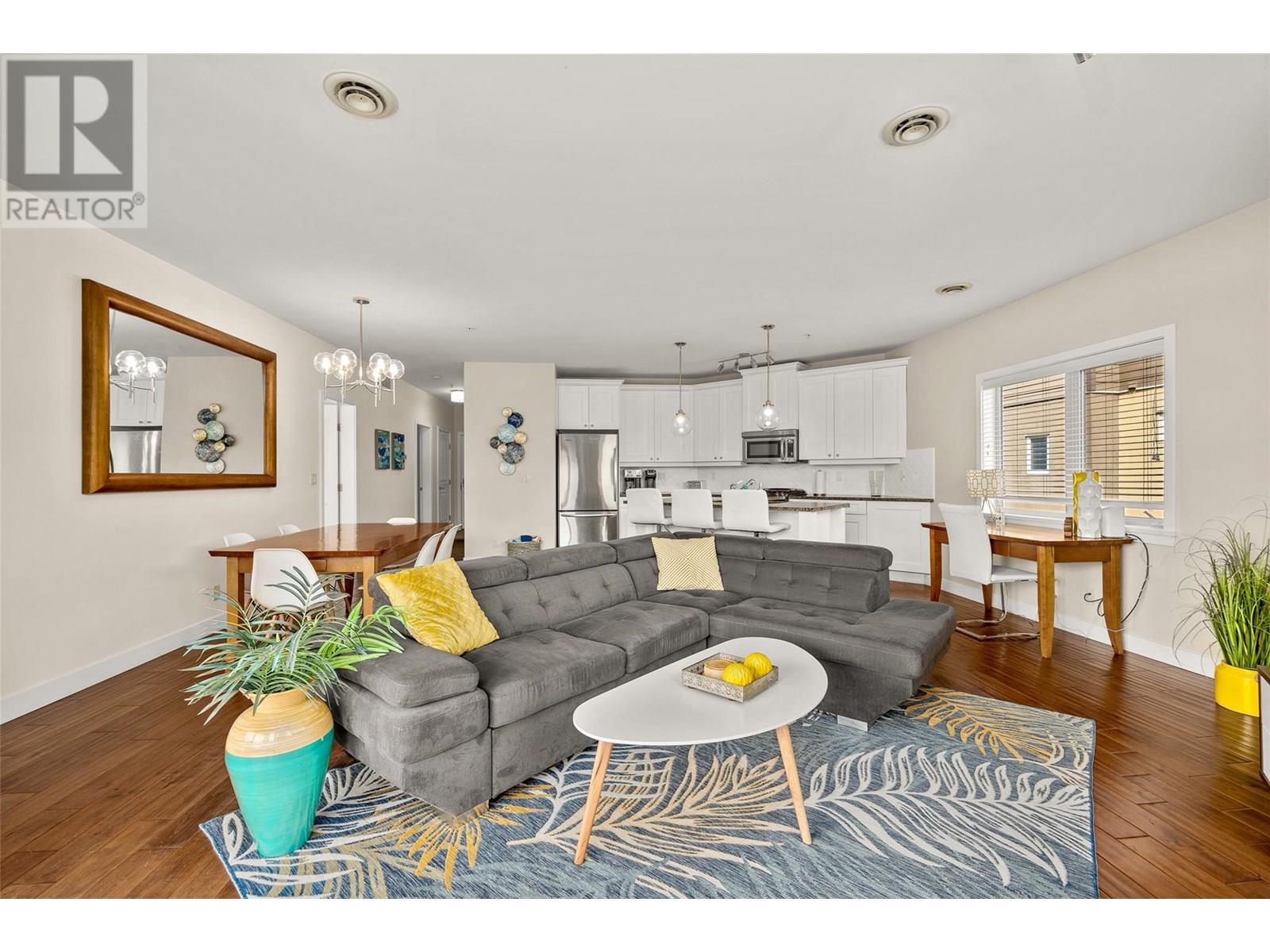 #4305 4038 PRITCHARD DRIVE - Image 17