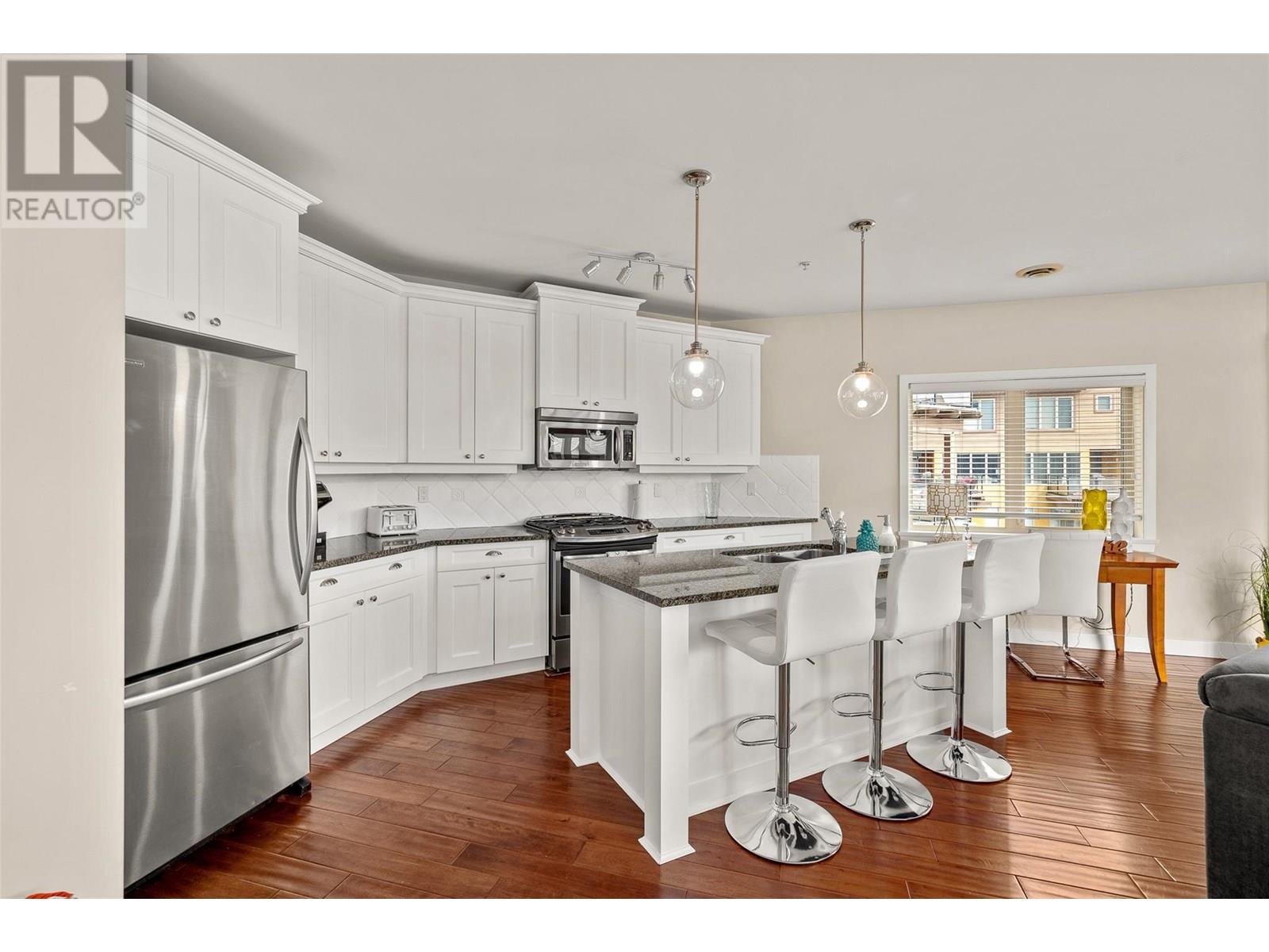 #4305 4038 PRITCHARD DRIVE - Image 9