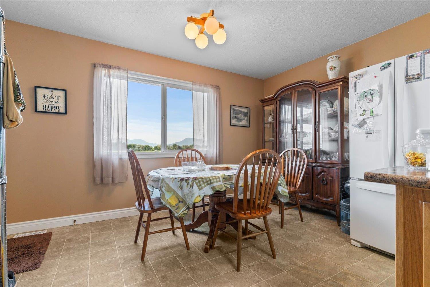 Photo 17 of 45191 Stevenson Road Sardis West Vedder, Chilliwack BC