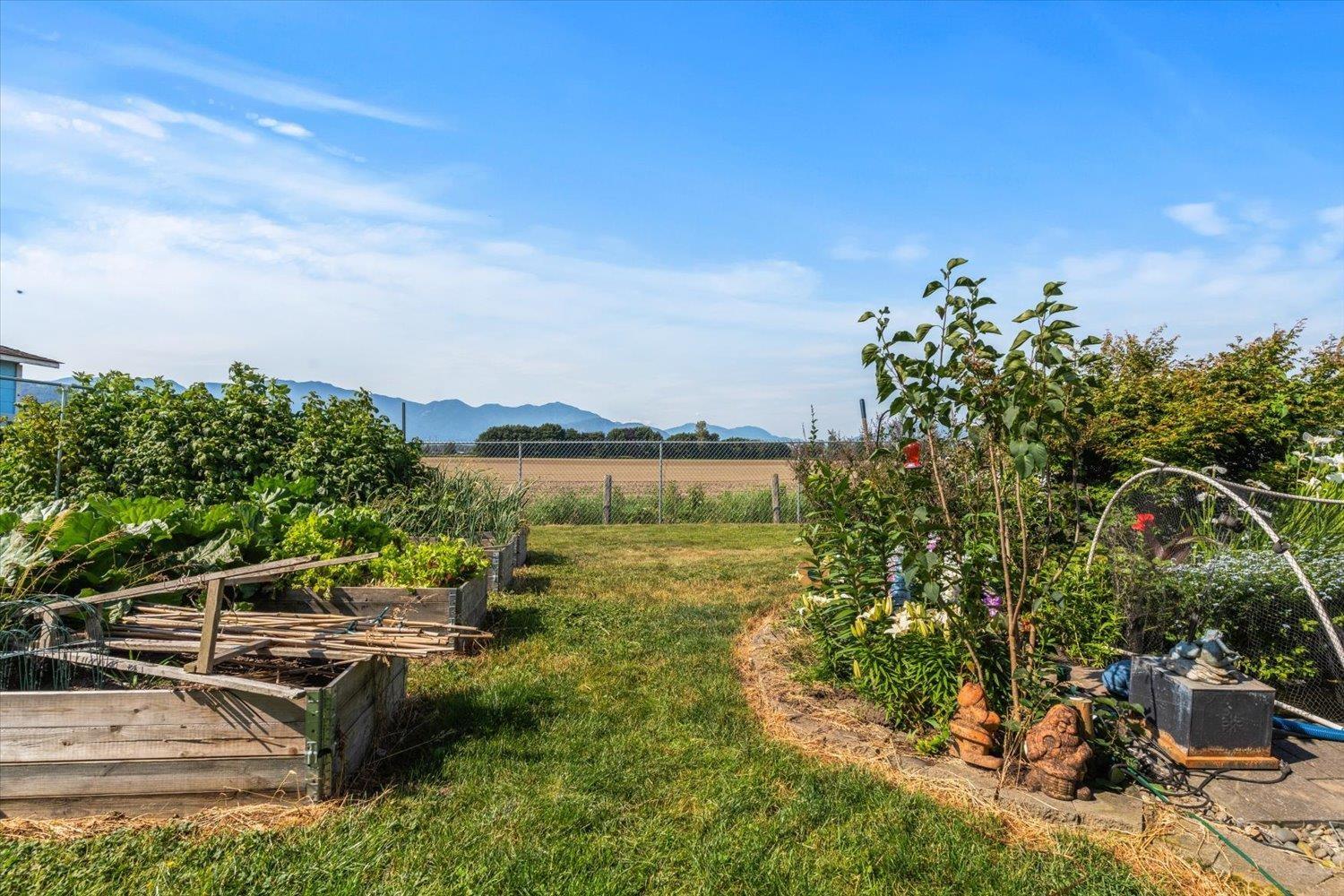 Photo 26 of 45191 Stevenson Road Sardis West Vedder, Chilliwack BC