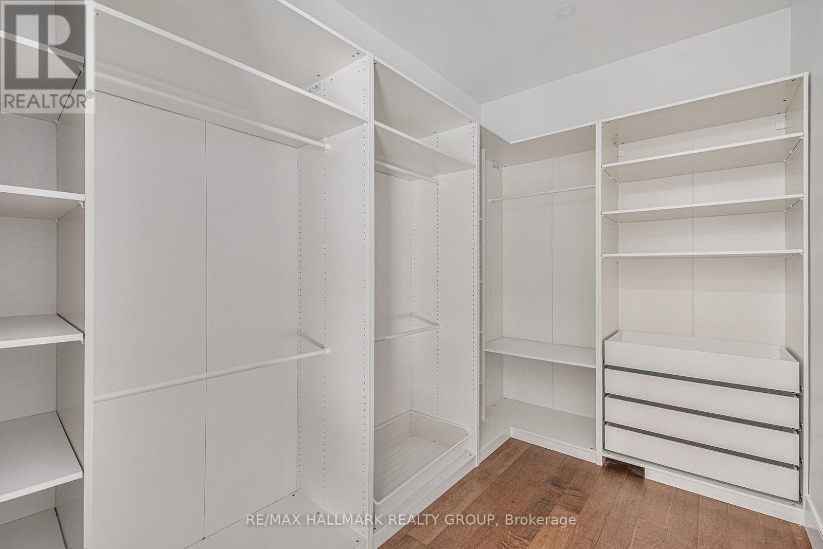 Photo 23 of 132 Robert Taite Drive, Ottawa ON