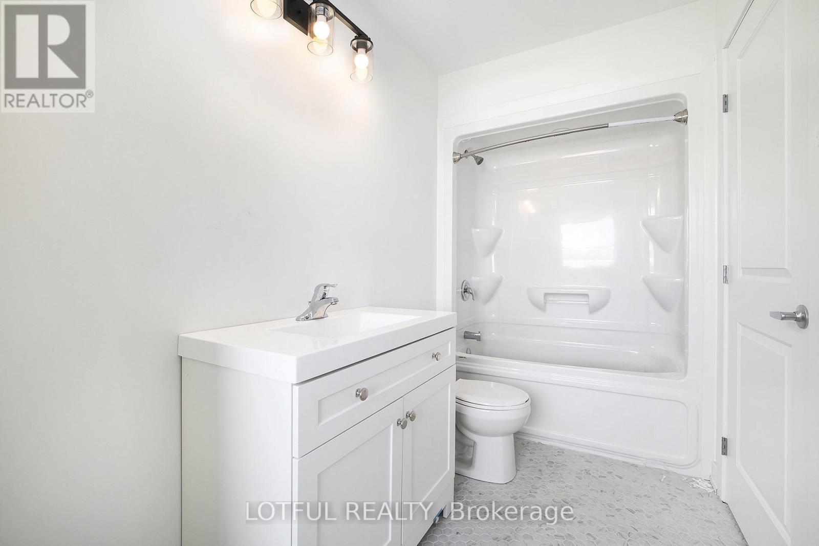 Photo 15 of 102 131 Gore Street E, Perth ON