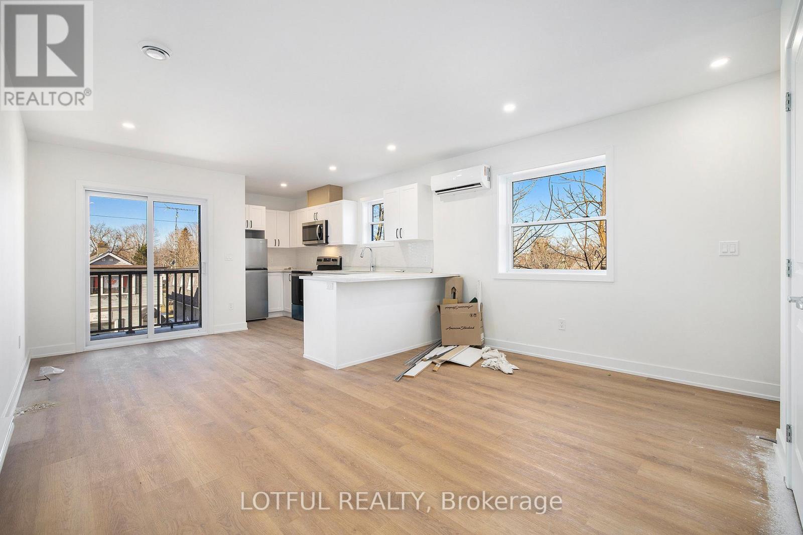 Photo 9 of 102 131 Gore Street E, Perth ON