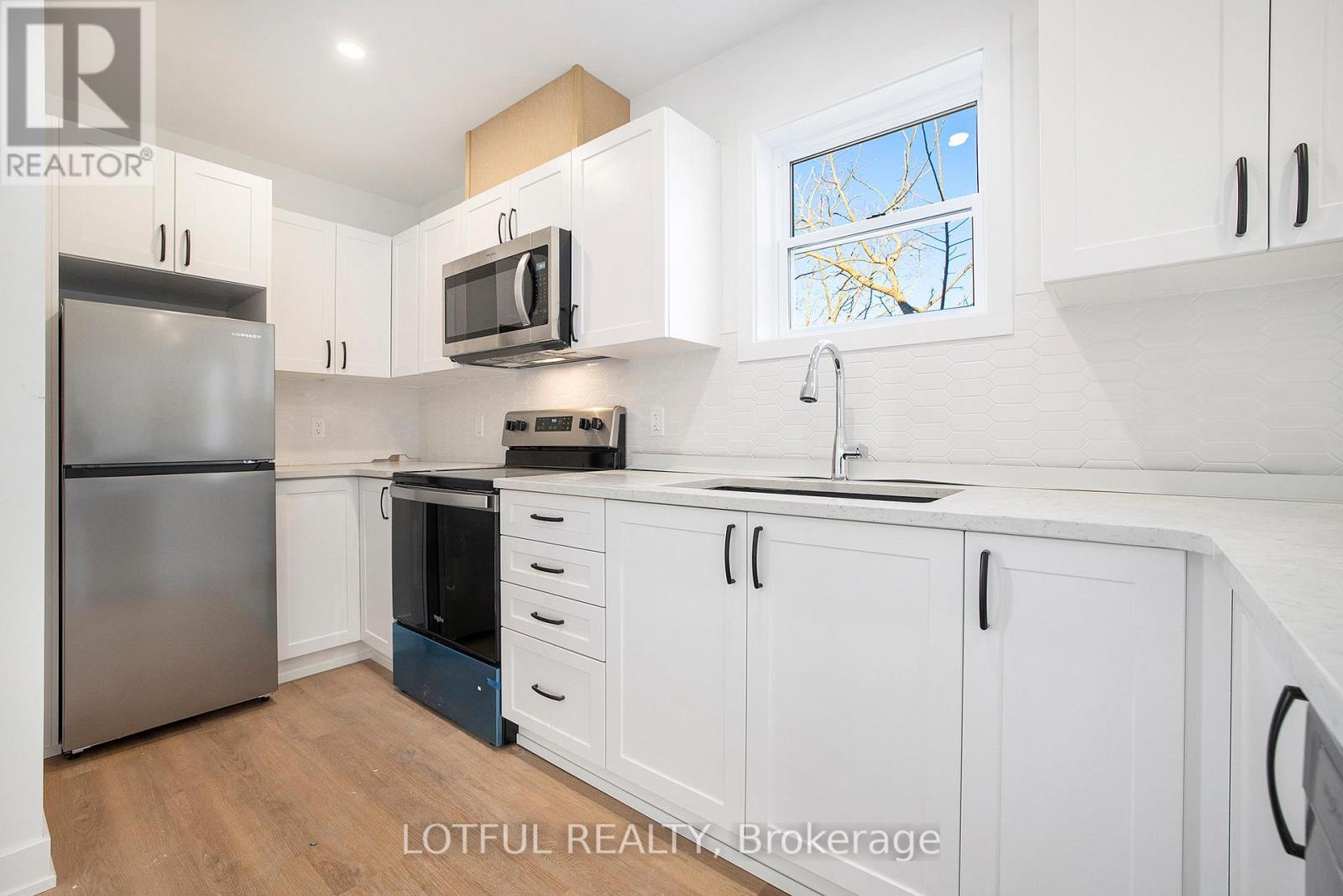 Photo 12 of 102 131 Gore Street E, Perth ON
