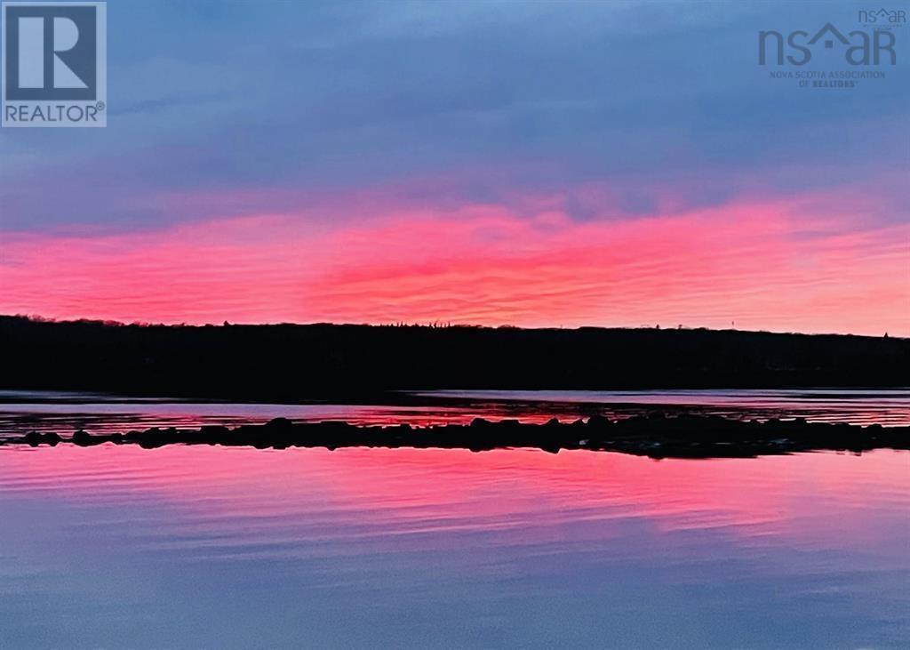 Property 3 of 12 of Mikes Island