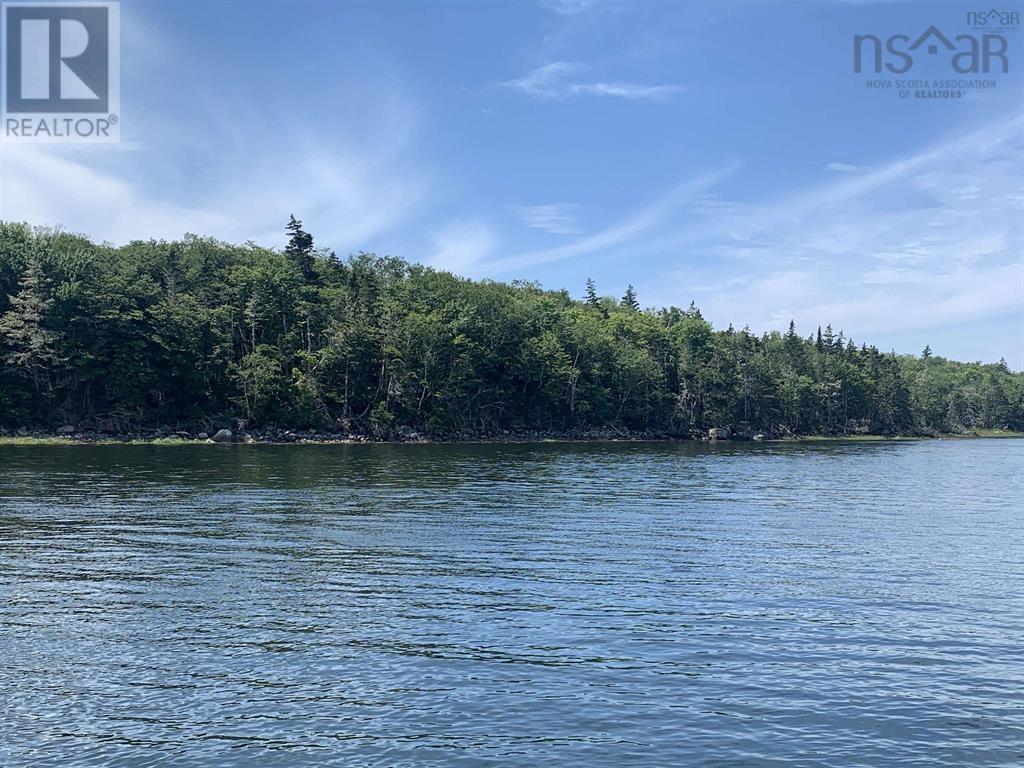 Property 9 of 12 of Mikes Island