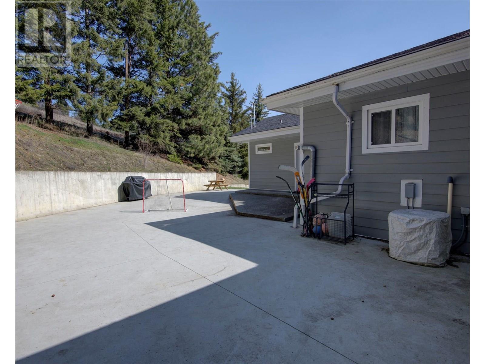Photo 34 of 5719 6 Highway, Coldstream BC