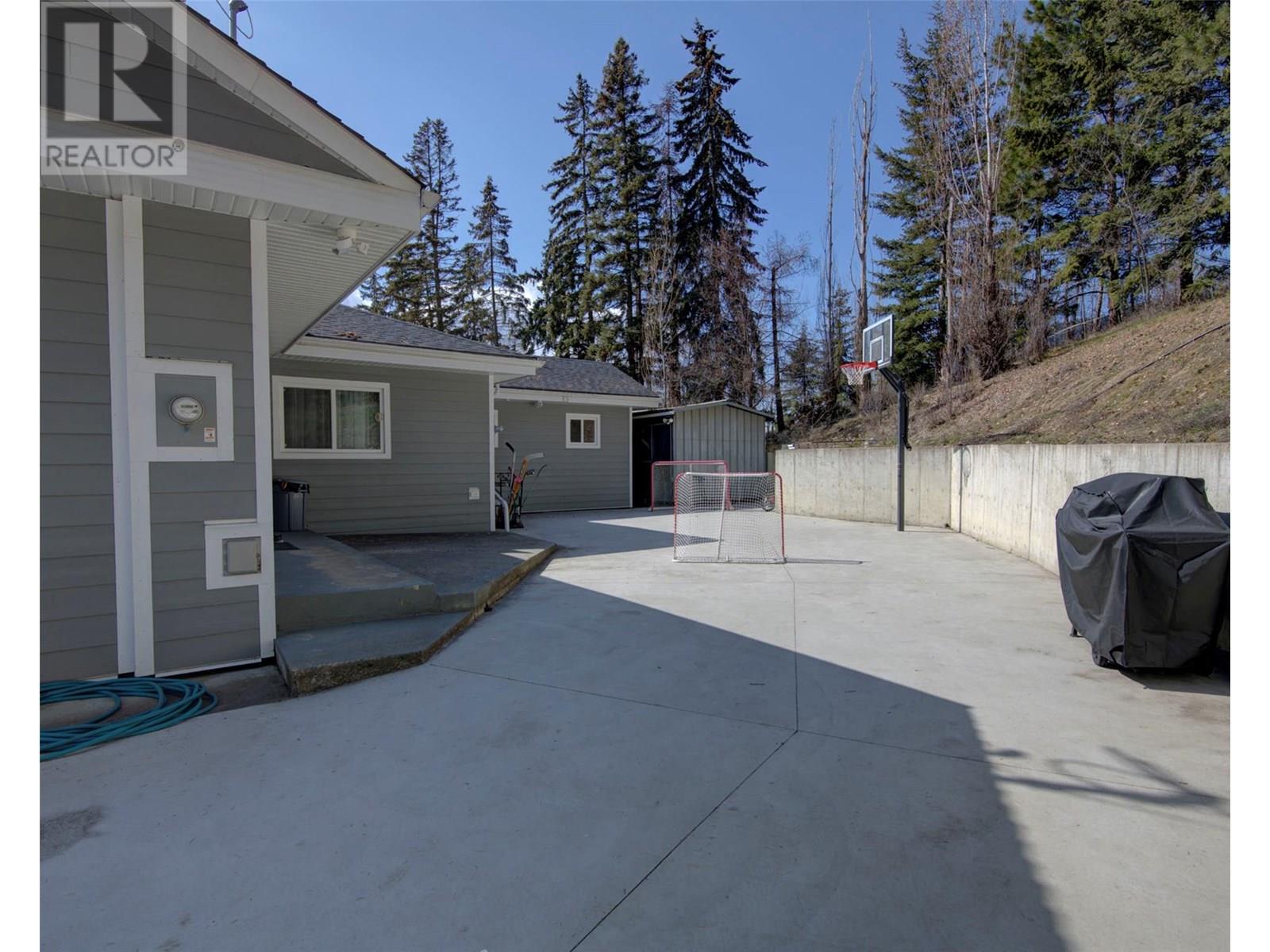 Photo 58 of 5719 6 Highway, Coldstream BC