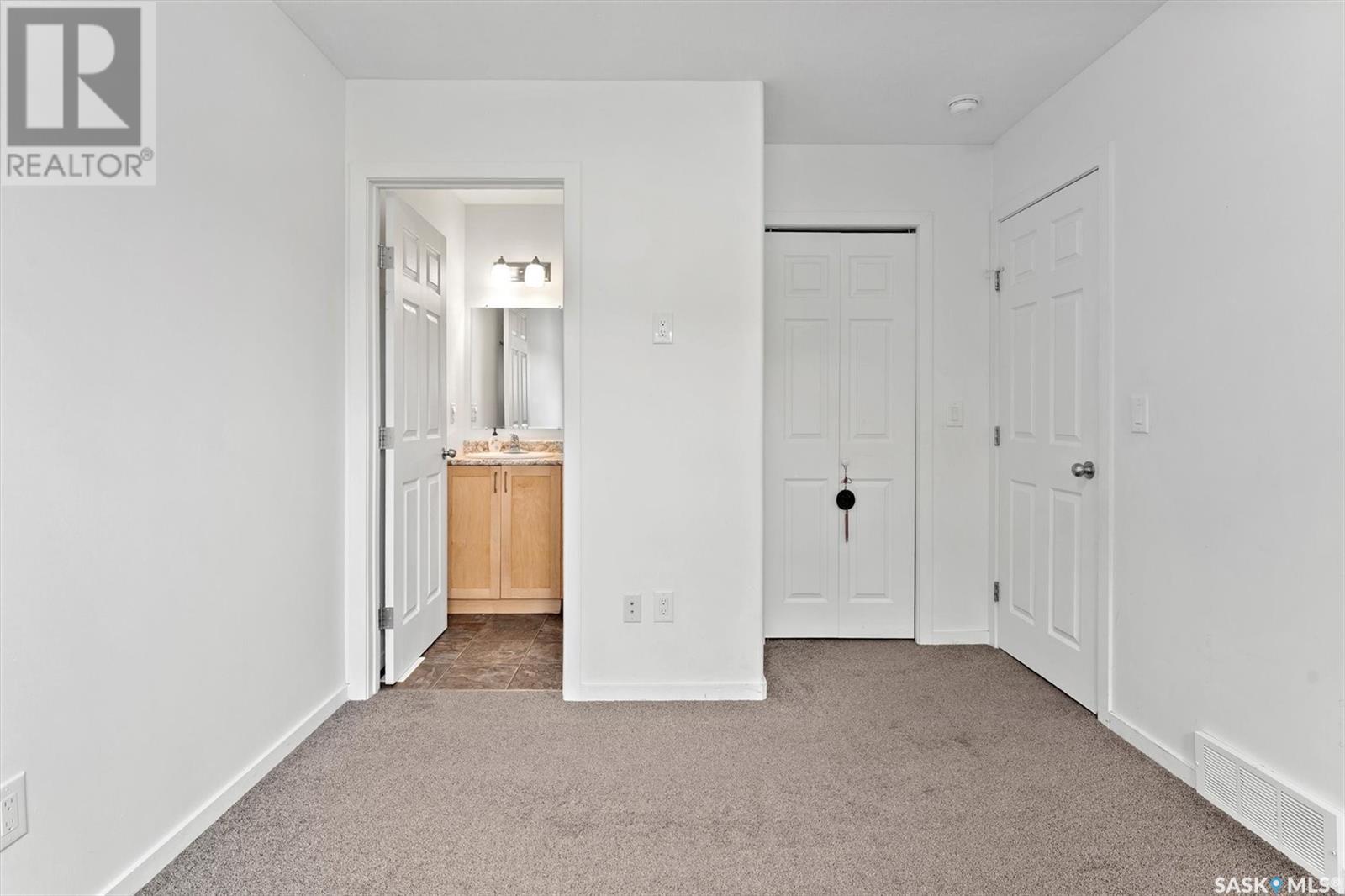 Single Family House for Sale in  C AVENUE N Saskatoon 