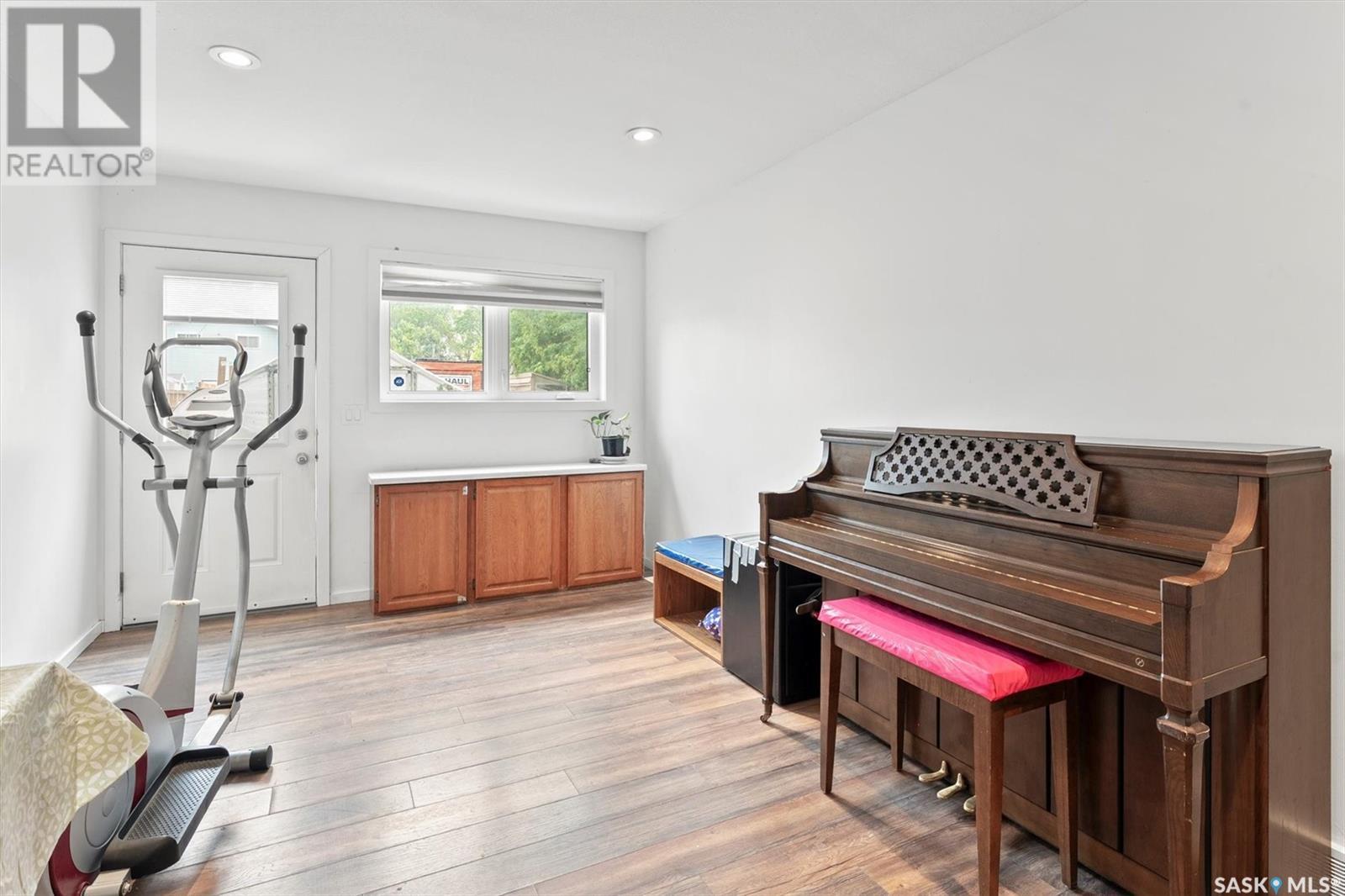 Single Family House for Sale in  C AVENUE N Saskatoon 