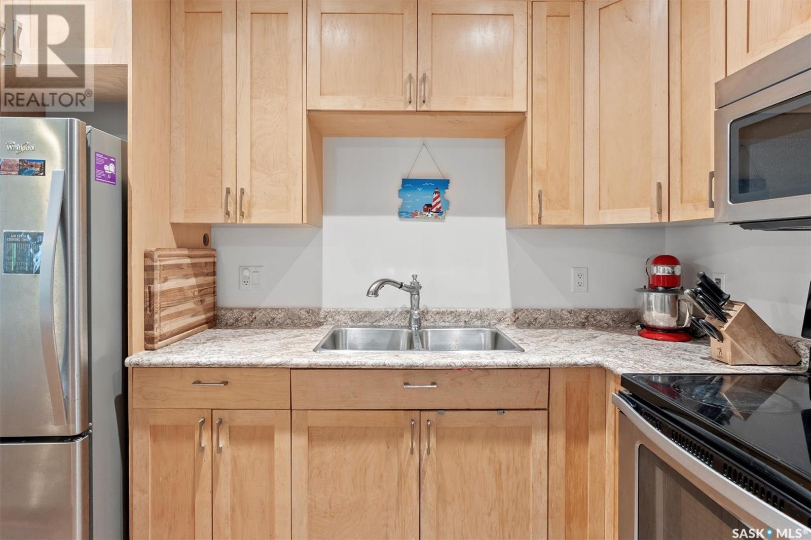 Single Family House for Sale in  C AVENUE N Saskatoon 