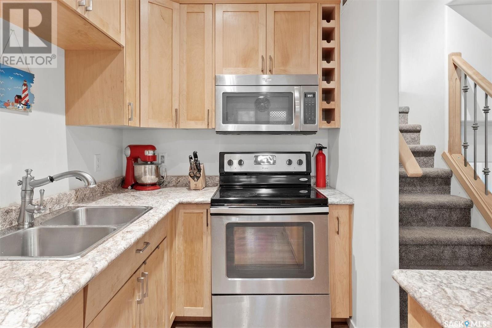 Single Family House for Sale in  C AVENUE N Saskatoon 