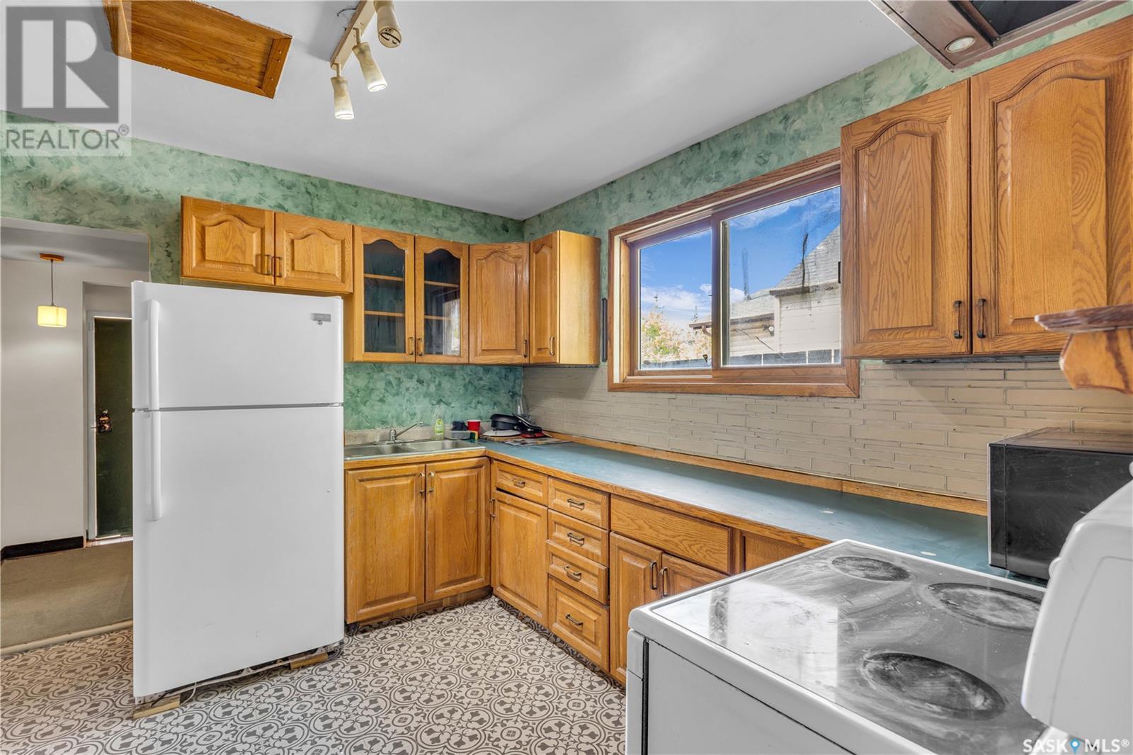 Single Family House Bungalow for Sale in  G AVENUE N Saskatoon 